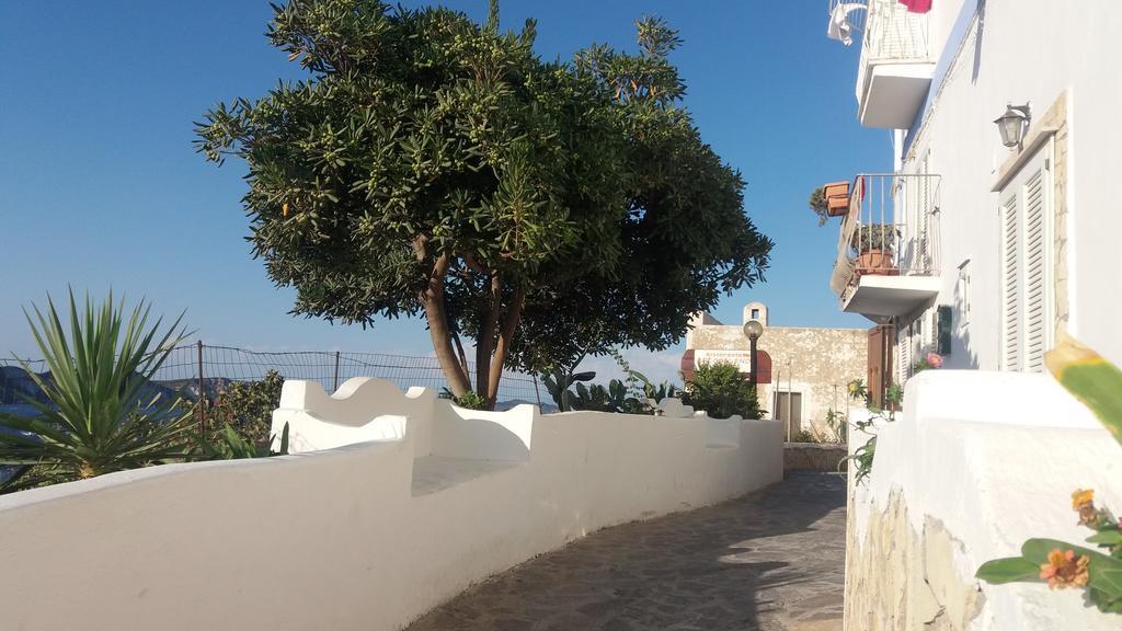 Villa Adele Ponza Exteriör bild