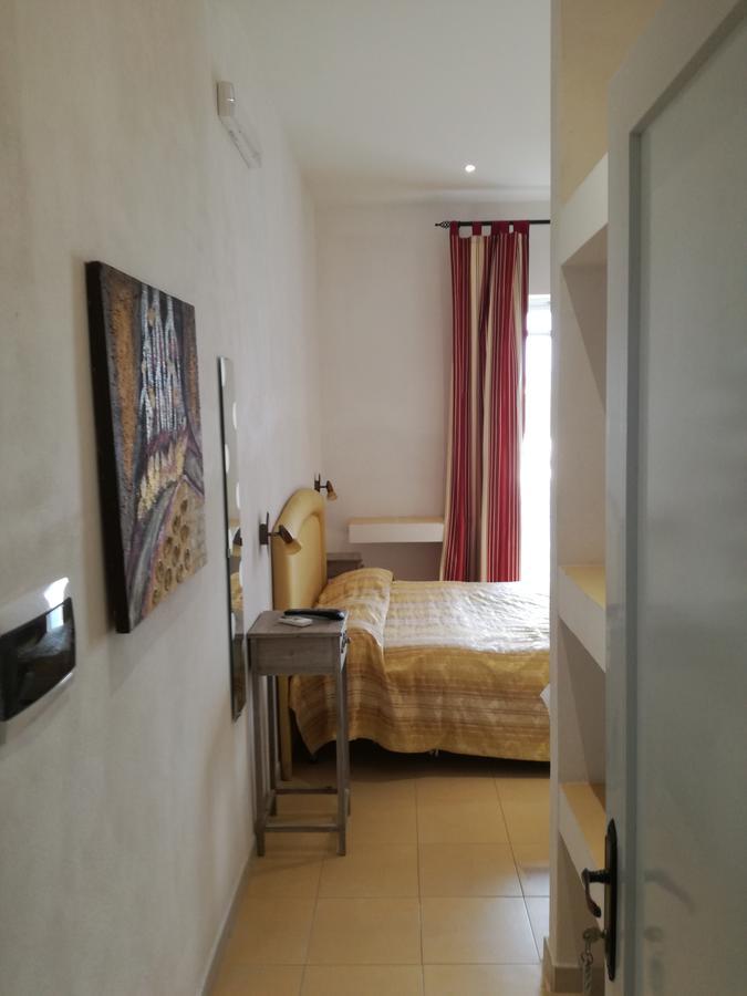 Villa Adele Ponza Exteriör bild
