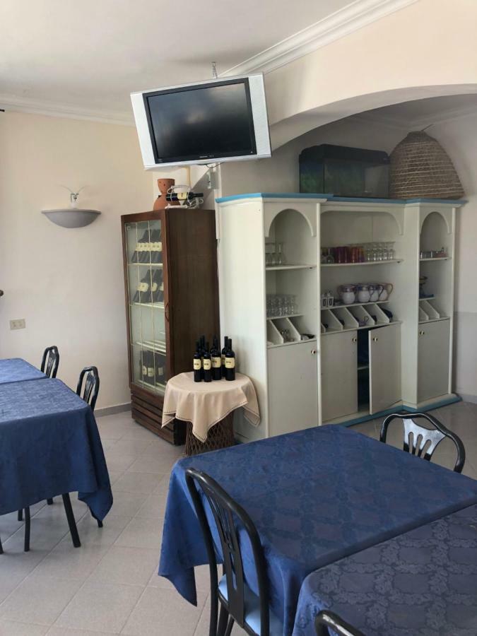 Villa Adele Ponza Exteriör bild
