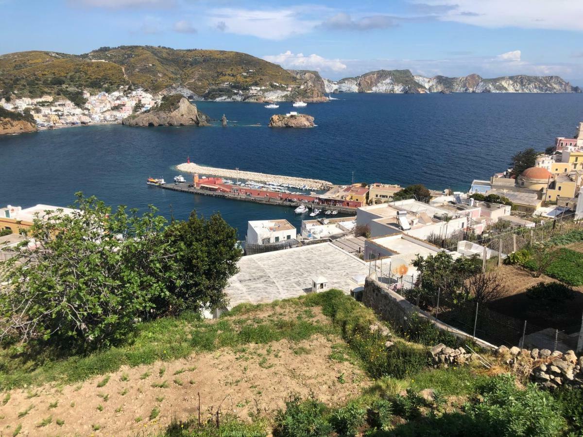 Villa Adele Ponza Exteriör bild